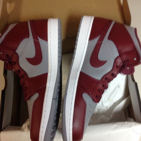Air Jordan 1 Mid Men's Cherry Red/Gray/White Sneakers - USA Size:11 - New in Box - Picture 7 of 13